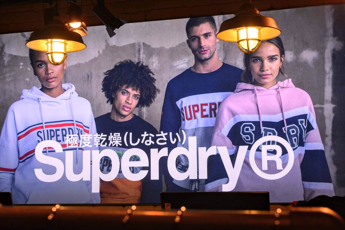 クリアランス Superdry イギリス】 極度乾燥（しなさい）☆トレーナー パイナップル日本未発売